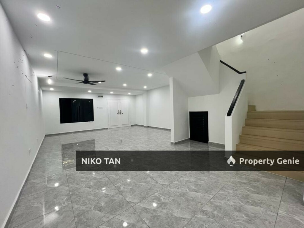 Jalan Lanjut Double Storey With Fully Renovated & Extended Kitchen Taman Desa Cemerlang