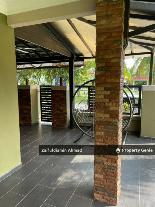 Spacious Corner Lot Semi-Detached Home in Bangi