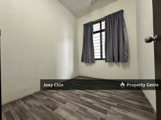 Ehsan Jaya Apartment For Rent