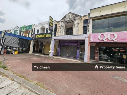 Menglembu 2 storey Shop Lot For Sale, great location