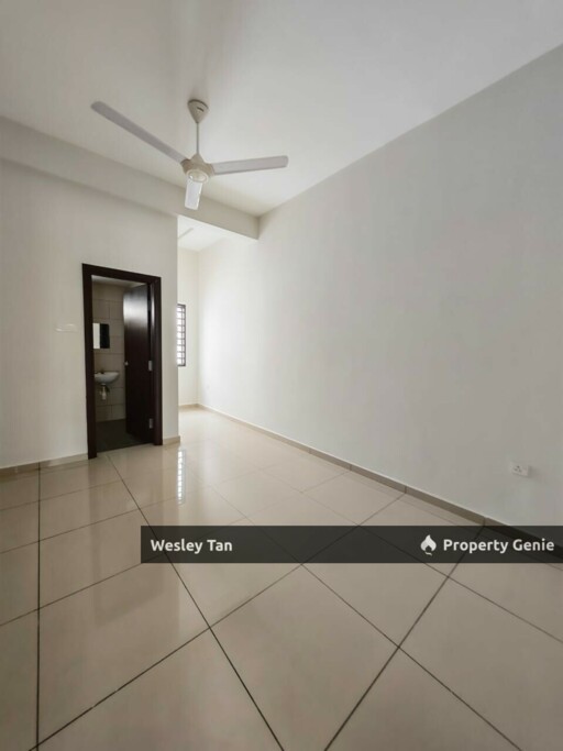 Kota Laksamana 2.5 Terrace Next To Melaka Jonker Area Extendable House