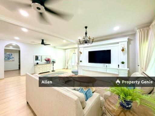 Rare Corner Lot Double-Storey Terrace House @ Mutiara Rini Mutiara Rini 双层排楼稀有角头间