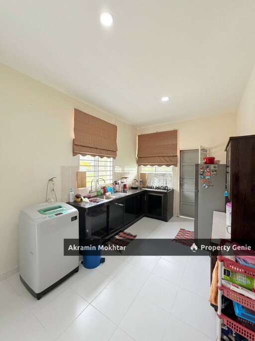 FREEHOLD, PARTIALLY FURNISHED & TANAH LUAS 107×80 | 1 Storey Bungalow, Mahkota Hills, Seksyen 18 Bandar Tasik Senangin, Lenggeng