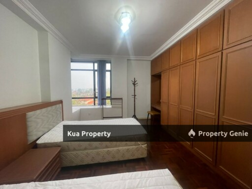 Green Height Condominium for Rent