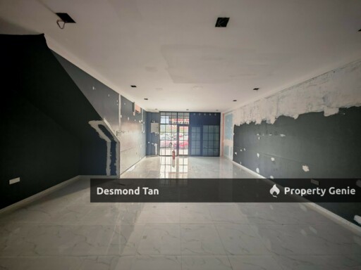 Seremban 2 Centrio Facing Mainroad Gfloor (Below Market Value), Ikon, Uptown Avenue, Plazo S2 Height