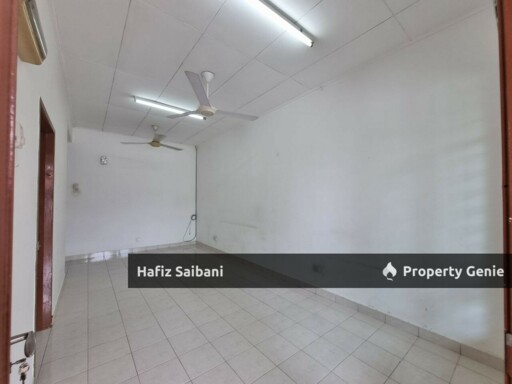 Single Storey Terrace Jalan Makyong Bandar Bukit Raja Klang