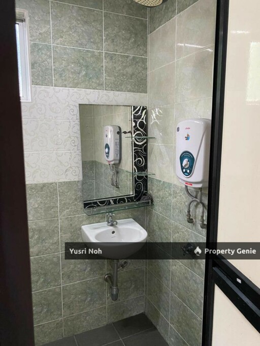 SINGLE STOREY TERRACE, TAMAN BUNGA RAYA, SETAPAK (OPEN FRONTAGE & FACING PLAYGROUND)