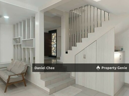 Meru Valley Golf Club Fully Furnished Town House 2.5 Storey For Rent