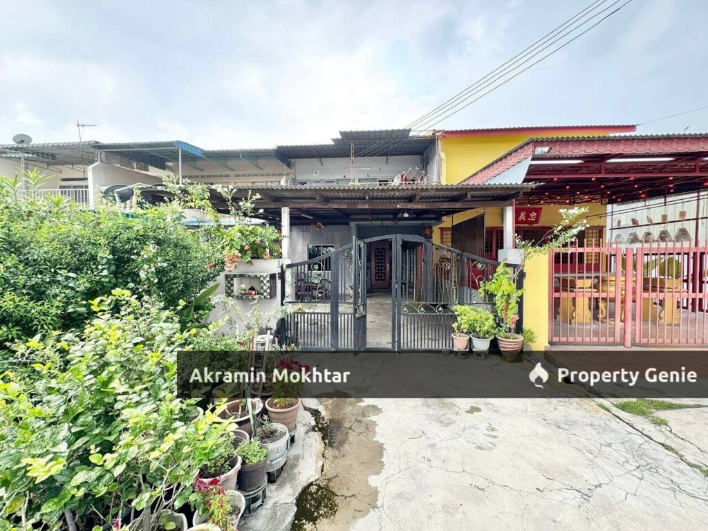 FREEHOLD & FACING OPEN | 2 Storey Terrace Taman Gembira, Klang .