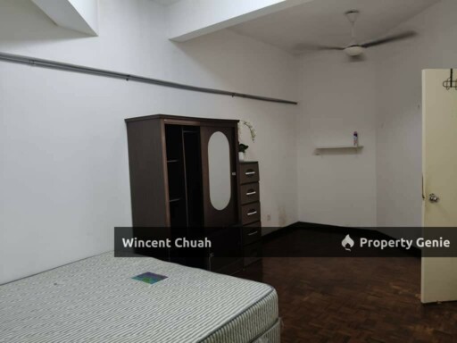 4Rooms Wangsa Heights Condo with Two Balcony. Newly Painted and Renovated