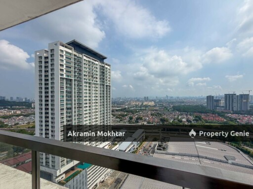 Freehold, Walking Distance To LRT, Partially Furnished & 2 Parking | Ten Kinrara Residence, Bandar Kinrara , Puchong