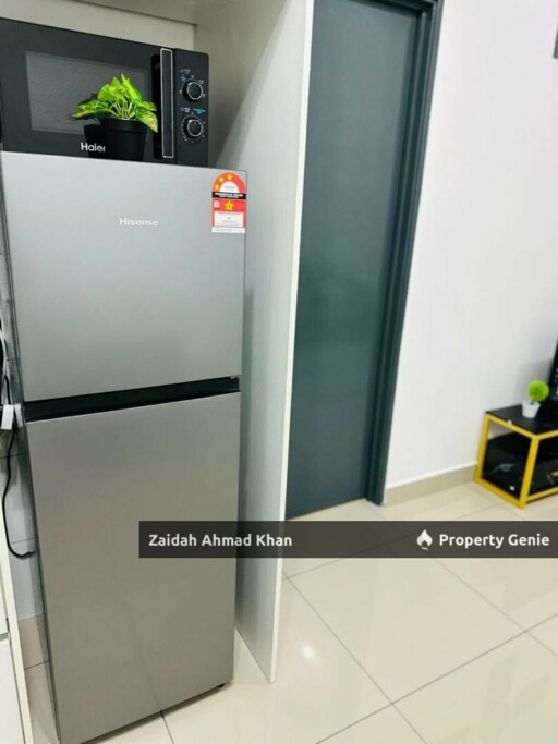 AERA RESIDENCE PETALING JAYA SERVICED RESIDENCE FOR RENT FULLY FURNISHED 2 CARPARK