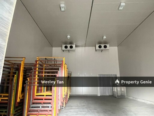 Taman Teknologi Cheng Perindustrian Fully Covered 6,000sqft Cold Room 100AMP