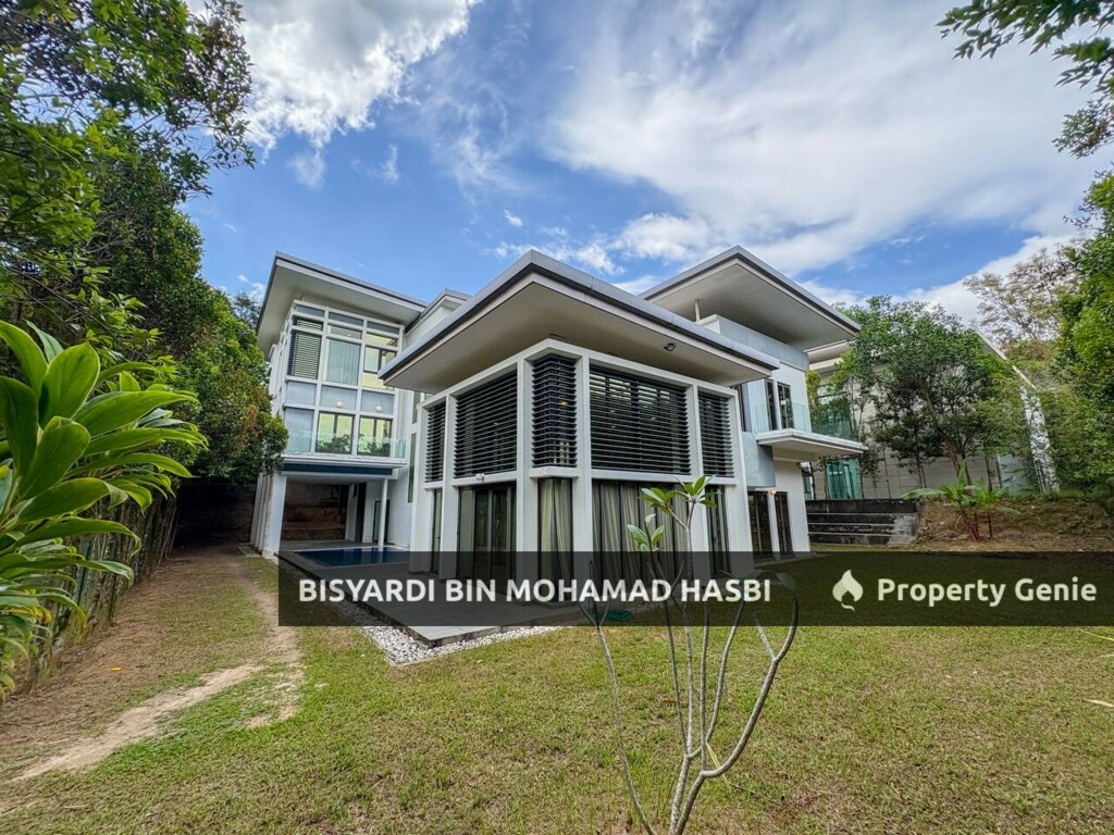 (LIFT & SWIMMING POOL) CORNER LOT 3 STOREY BUNGALOW THE RESERVE, KEMENSAH .