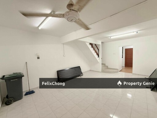 Desa Cemerlang 2 Sty Low Cost,Jalan Johar,Ulu Tiram,Renovated