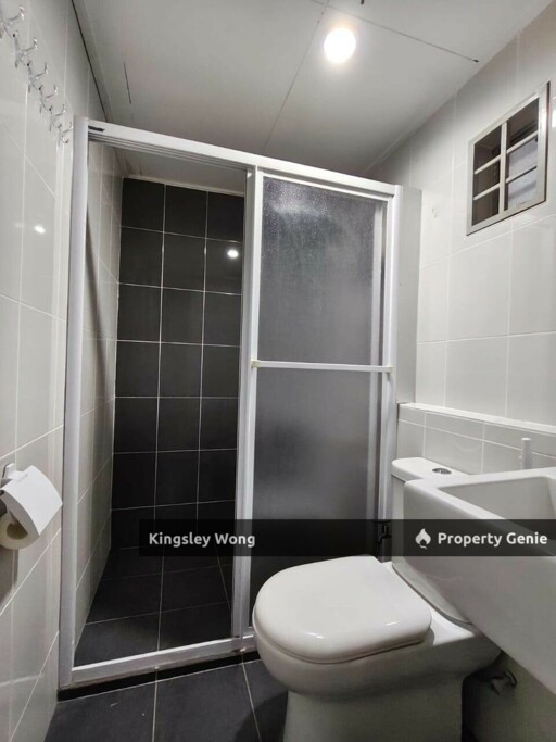 Canning Garden Single Storey Terrace Corner House Fully Furnished With Huge Garden Land Near Mall