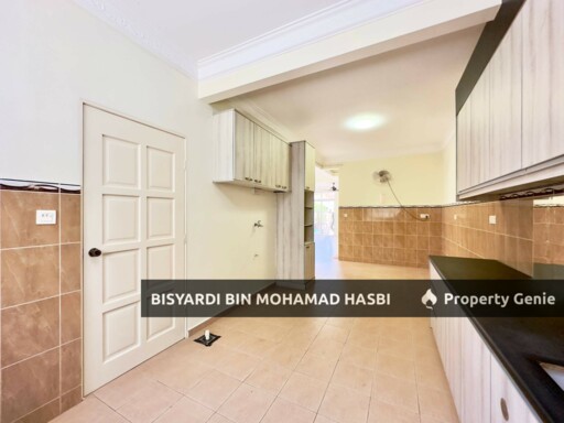 [RENOVATED & END LOT] Double Storey Taman Mawar 2, Bandar Baru Salak Tinggi, Sepang.