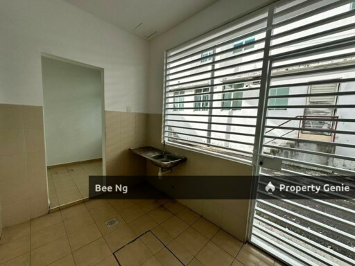 Taman Nusa Sentral/double Storey Terrace/Unblock Veiw