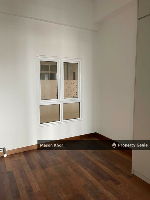 CODRINGTON RESIDENCE CORNER MIDDLE FLOOR SEAVIEW 1615sf 2CP ORIGINAL UNIT GEORGETOWN