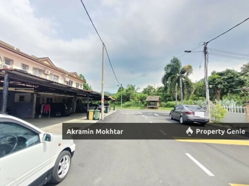 Townhouse (upper unit) Taman Lagenda Suria, Hulu Langat