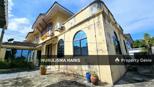 BUKIT GEDUNG