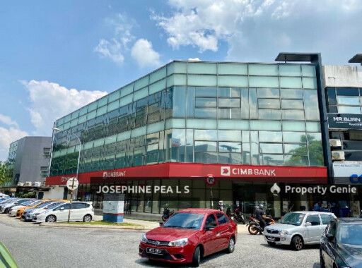 Corner Ground Floor Unit for Rent at The Trillium Lake Fields,Sg Besi