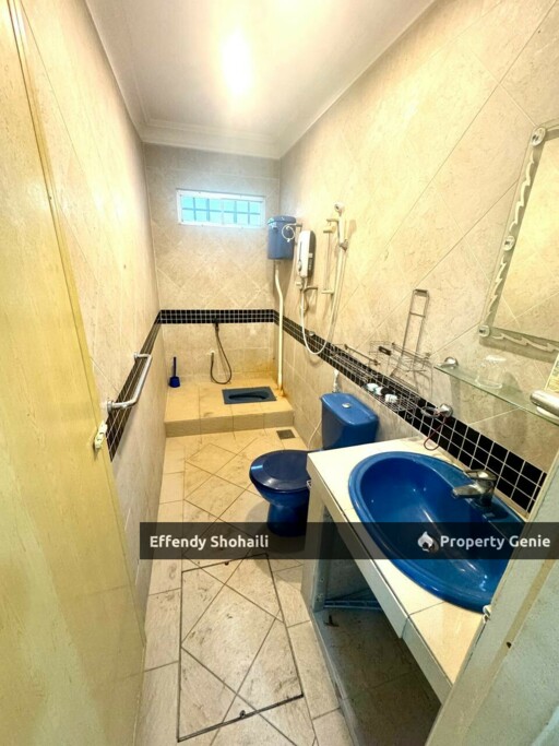 SHAH ALAM SEKSYEN 9 SEMI D