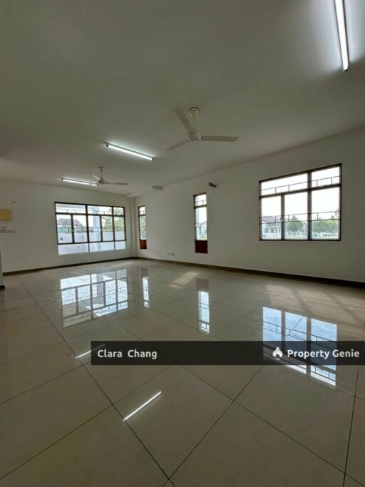 Taman Kluang Perdana Double Storey Endlot Terrace House for Sale