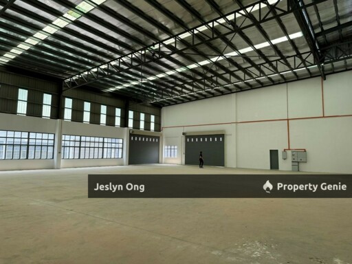 i-Synergy Senai Idaman - 1.5 Storey Semi Detached Factory for Rent