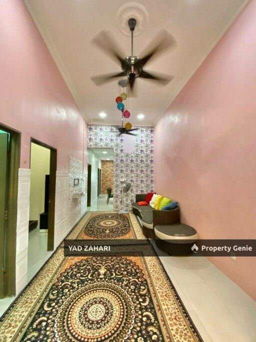 Taman Meru, Klang | Single Storey Terrace 4 Bedrooms | RM420K - Renovated With Mini Swimming Pool Unit And Facing Open