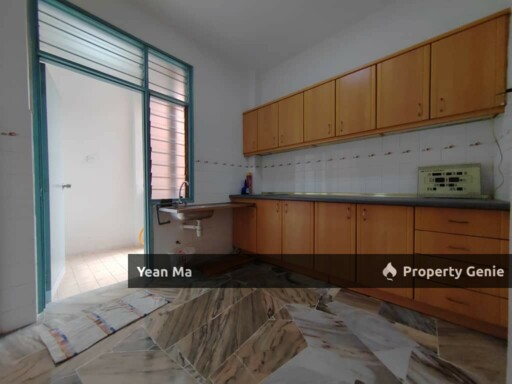For Sale 🔥Good Price Apartment Dahlia Jalan Melor Bukit Beruntung Rawang