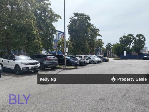 2 Sty Shoplot At Bandar Botanic Klang For Rent