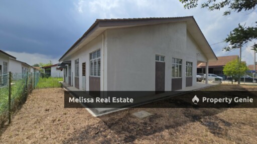 Jalan Gambang Semi-D Corner For Sale