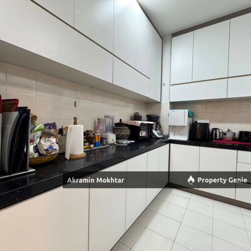 FREEHOLD & FULLY RENOVATED | Three Storey TOWNHOUSE Prima Court Ampang LOWER UNIT