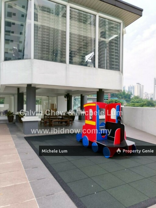 [Below Market 36%] Royalle Condominium North Kiara