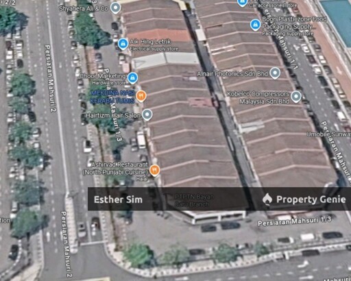 Hot Location-Ground Floor Shop @ Bayan Baru,Prime Frontaga Of Road.