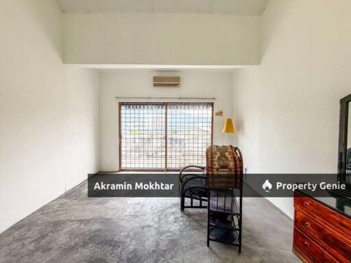 Freehold & Renovated | 3.5 Storey Terrace Taman Kesuma, Ampang