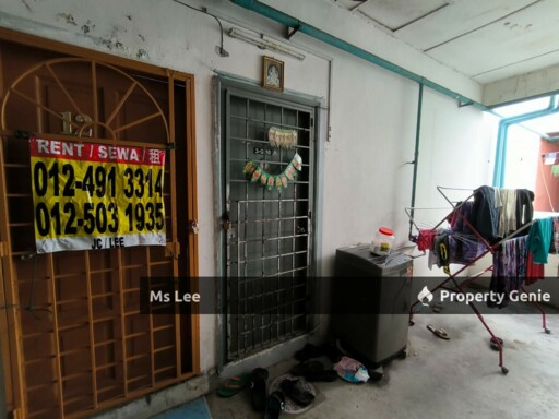 Pangsapuri Taman Mesra / Taman Klang Indah Apartment, Klang - 3rd Floor Top Floor
