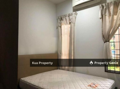 Single Storey Intermediate House at Midway Link, Samarahan