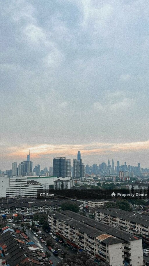 TRX KLCC View Fully Furnished Studio Unit at 28 Boulevard KL