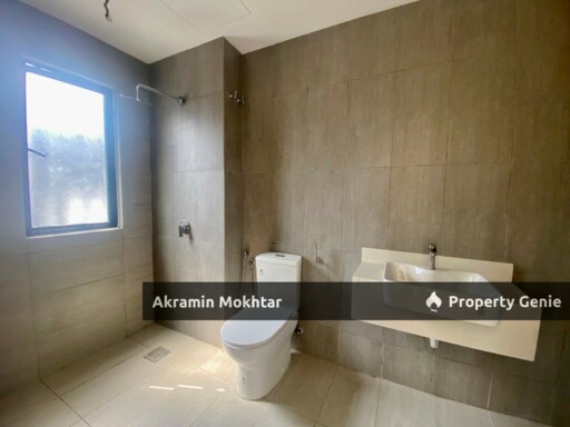 CORNER | NASSIM HEIGHTS 3 STOREY SUPERLINK