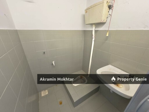 NEWLY REFURBISHED | FLAT TAMAN SRI MANJA TAMAN SRI MANJA, PETALING JAYA