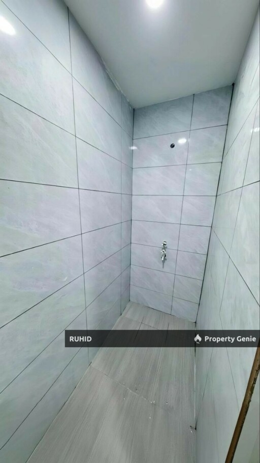 Renovated Freehold Low Cost Flat For Sale at Bandar Seri Alam, Masai