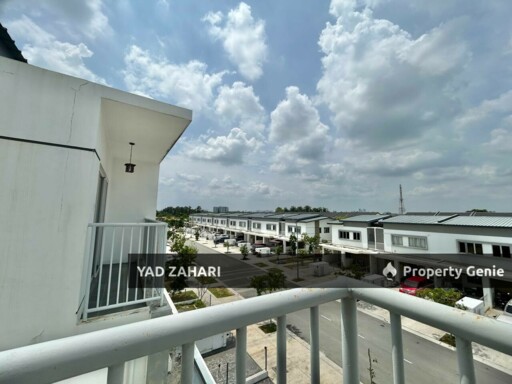 Platinum Residence, Dengkil | Townhouse 4 Bedrooms | RM470K - Bigger Size, Brand New and Lowest Price