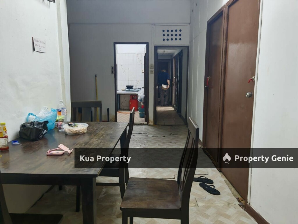 Wisma Phoenix Apartment (Second Floor) For Sale! Located at Song Thian Cheok, Ban Hock Road