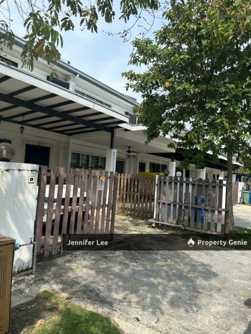 Ken Rimba Terraced Home, Shah Alam - Freehold, 1900 Sqft