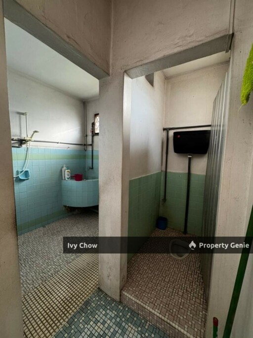 Jalan Muar Single Storey Cornet Lot Sale