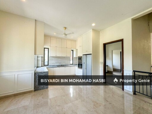 4 STOREY BUNGALOW TAMAN BUKIT MELAWATI WITH SWIMMING POOL