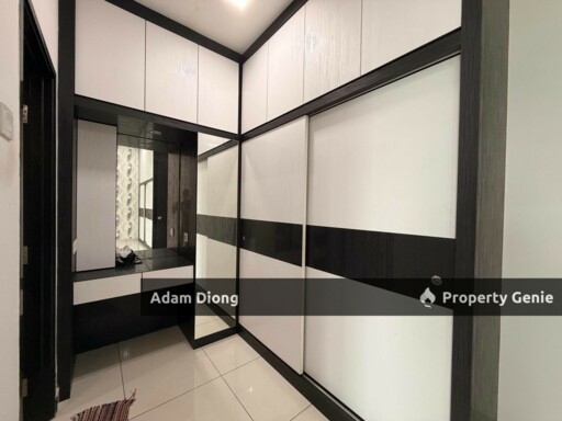 Emerald Residenz (Crown), Bandar Seri Alam, Masai
