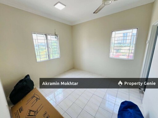Renovated & 1 Parking | Apartment Desa Perangsang (Block F & G) Desa Perangsang, Petaling Jaya
